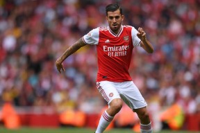 包含阿森纳内部会议纪要流出：转会期临场应变，欧篮联使命明确，训练强度明显提升的词条